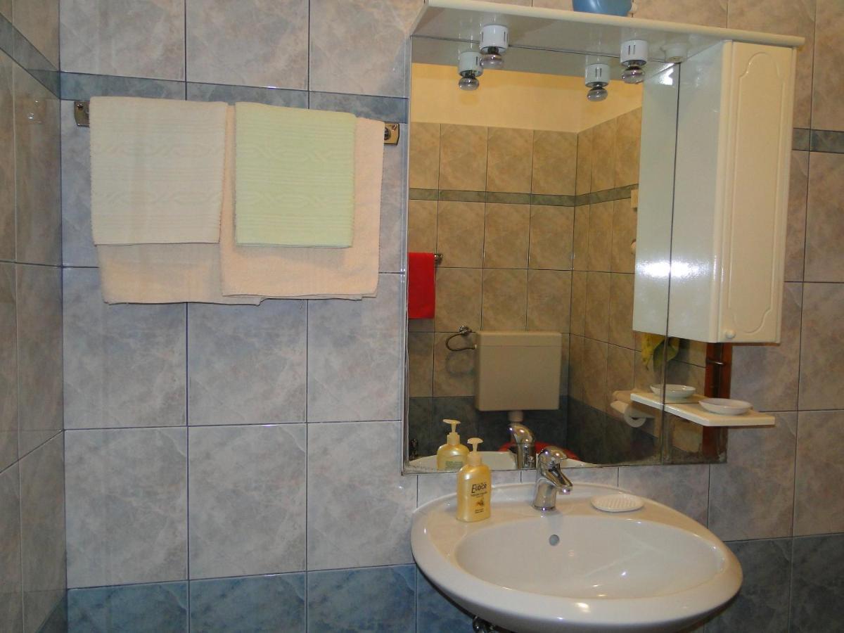 Vedran Apartment *